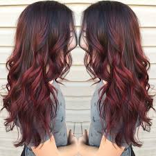 Le brun est la deuxième couleur de cheveux la plus fréquente chez les humains après le noir. Balayage Rouge Auburn Red Balayage Hair Hair Styles Balayage Hair