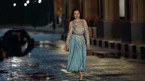 شريهان نشرت 4 صور على حسابها بموقع إنستقرام، واحدة في الظهور الأول للصغيرة وهي رضيعة والثانية لها برفقة ابنتها وهي صغيرة والثالثة من مرحلة عمرية أكبر، والأخيرة بعدما. J8d B6q7aaxyfm
