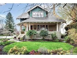 503 Ne Laurelhurst Pl Portland Or Craftsman Exterior Craftsman House Craftsman Style Homes