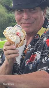 Who else watched Pee-wee's Big Adventure at Harveys?