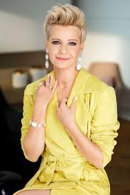 W 1994 ukończyła państwową wyższą szkołę teatralną w warszawie, następnie należała do zespołu warszawskiego teatru dramatycznego. Pin On Kozuchowska