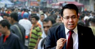 Video juga menampilkan lima penerbangan yang ditengarai berisi warga negara asing. Mengapa Perlu Tiga Syarikat Jadi Orang Tengah Jabatan Imigresen Proses E Kad Roketkini Com