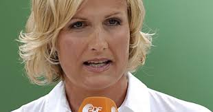Geh zum fernsehen in prosiebensat.1 puls 4 gruppe with @. Stimme Der Ddr Ddr Sportreporter Tv Spielfilm