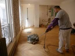 Poncer parquet à la main. Renovation De Parquet Guide Complet Monsieur Peinture