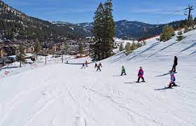 Lake tahoe skiing south lake tahoe ski and snowboard snowboarding tahoe ski resorts presidents day weekend ski vacation celebrations clouds. When Is The Best Time To Ski In 2020 2021