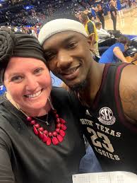 landry moffett (@landry_moffett)