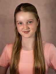 Maya Richards's Instagram, Twitter & Facebook