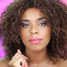 Fard determined à lèvres