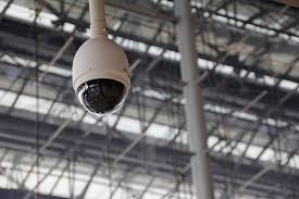 Quello che scoprono sul proprietario è disgustoso. Genova Beccata Da Una Telecamera Nascosta In Camera Da Letto Colf Denunciata Ilmetropolitano It