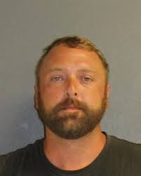 Deputies: Gang member who did work in home steals $100,000 in jewelry