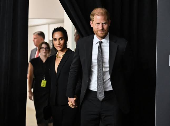 Prince Harry and Meghan are returning to the UK with their children, British  newspaper says