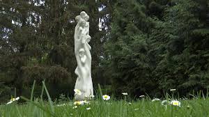 Des restes humains ont été découverts, correspondant à la description de gabrielle gabby petito », l'américaine disparue, a annoncé le fbi . Les Disparues De L Yonne 40 Ans Apres Retour Sur Cette Affaire France 3 Bourgogne Franche Comte