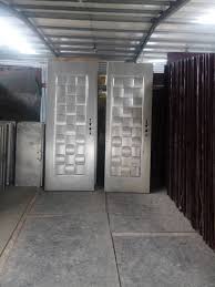 Material yang umumnya dijadikan teralis pintu sangat beragam. Pin Di 0812 33 8888 61 Jbs Pintu Besi Semarang Pintu Kamar Semarang Pintu Modern Semarang