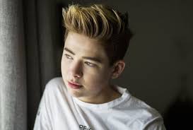 His Eye Makeup Is Way Better Than Yours