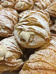 Lobster Tails Flaky Creamy Sweet A True Carlo S Classic Carlosbakery Yummy Cakes Holiday Baking Just Desserts
