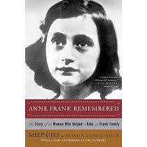 博客來-Treasures from the Attic: The Extraordinary Story of Anne Frank's Family