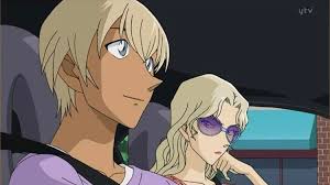 I denne episoden ser vi Bourbon fortelle Vermouth at hun er sjefen for noe.  Men vi vet fortsatt ikke. Teorien min er at hun er sjefen bak APTX-4869. :  r/OneTruthPrevails