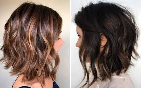 Sep 01, 2018 · un taglio scalato medio è una scelta estremamente versatile, facilmente adattabile a ogni chioma e profilo. Bob Medio Scalato E Lui Il Re Dei Tagli Medi Nelvia Hair Contouring