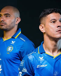 CAMISOLA CONMEMORATIVA! 🤴🏼🔵 👕 ¡89 años de grandeza! Cobán Imperial ha  sacado una camisola conmemorativa por los 89 años de historia. ¡Disponible  en Soccer Mania! 🤩