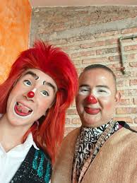 🚨YA FELICITARON A SUS PAYASOS...