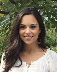 Alexandra Burnett's Instagram, Twitter & Facebook