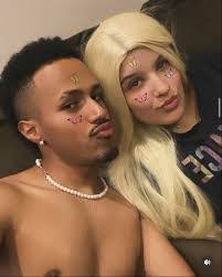 Felipe Tobias's Instagram, Twitter & Facebook