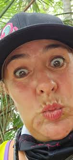 Elderly couple feeds manatees sweet potatoes