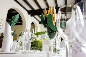 Parkeren, huisdieren toegestaan, parkeren bij accommodatie, privéparkeergelegenheid, wifi prima ontbijt, uitstekend restaurant binnen de accomodatie. Al Duomo Italienisches Restaurant Im Hotel Deutsches Haus In Braunschweig