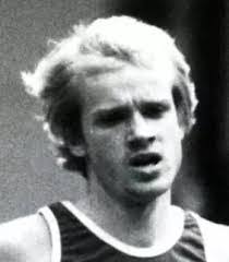 Mary Gunderson's Instagram, Twitter & Facebook