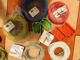 Procesul tehnologic de executie a bransamentelor se refera doar la lucrarile realizate fara tensiune. Apartamentul 22 Manopera Instalatie Electrica Recomandare Electrician