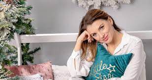 Beautiful Bulgarian Women - How to Meet and Date Bulgarian Hot Girls in 2022