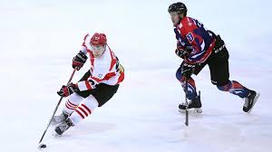 Hokej to jedna z najbardziej ekscytujących gier zespołowych. Trzech Reprezentantow Polski W Hokeju Na Lodzie Zakazonych Koronawirusem Polsat Sport