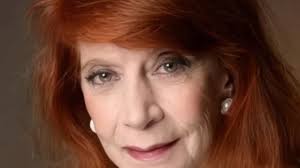 El cura carismático Fernando Abraham deja Piñeyro para trasladarse a  Iglesia de Lanús