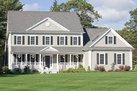 Determining which of those options will work best depends on other colors on your home's exterior, the landscape around your house, and of course the colors on your neighbor's homes. Pin On Roof Shingle Colors