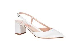 Scarpe chanel a punta con cinturino laminate nere tacco largo made in italy. Scarpe Sposa Ferracuti Chanel Tacco Largo Scarpe Da Sposa Scarpe Scarpe Da Matrimonio