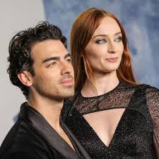 Joe Jonas and Sophie Turner Announce Divorce