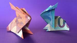Maybe you would like to learn more about one of these? Geldscheine Falten Schmetterling Geldgeschenke Basteln Geld Falten Schmetterling Origami Tiere Youtube