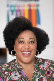 Victoria Cotter's Instagram, Twitter & Facebook