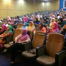 Kantor perdana menteri dan tugas menteri dalam negeri. Kompleks Kementerian Dalam Negeri Persiaran Meru Utama