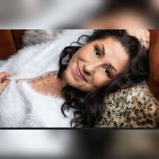 Some people are poor by money, but rich by heart.💯