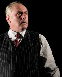 Pho tos b y R obert Da y from pre vious productions