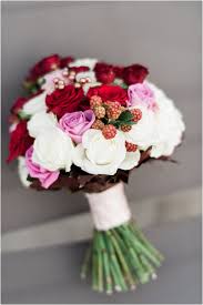 Brautstrauss hochzeitsstrauß bordeaux/ vanille blumenstrauß hochzeit. Floristik Bordeaux Hochzeitsdekoration Anmut Und Sinn Eventstyling Dekoverleih Floristik Papeterie