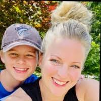 Shannon Lemke's Instagram, Twitter & Facebook