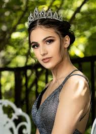 Descendents of ancestors