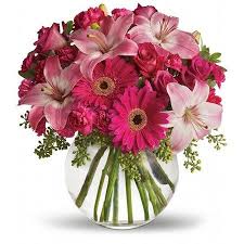 A Little Pink Me Up Flower Arrangement Bouquet Pink Flower Arrangements Flower Delivery Flowers