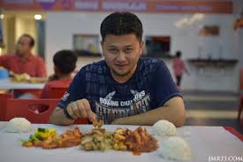 Restoran yang bernama shell out ini sememangnya hanya menghidangkan makanan yang berunsur makanan laut sahaja. Shell Out Kapal Pecah Menu Sedap Di Restoran Rahsia Selera Pantai Timur Nasi Hungga Jmr23