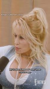 Kelly Ripp's Instagram, Twitter & Facebook