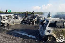 Bande specializzate in questo tipo di azioni operano nella zona del nord barese e della provincia di foggia. Andria Assalto Sull A 14 Ad Un Portavalori Della Sicuritalia Sul Tratto Canosa Di Puglia Cerignola