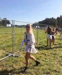 Kaja Isdahl On Instagram Stavernfestivalen Er Over Men Festivalbildene Starter Na Music Midtown Endless Summer Summer Goals