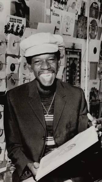 Recordamos con cariño y respeto al cantante jamaicano Wilburn Theodore Cole, mejor conocido como STRANGER COLE. Fue uno de los últimos pioneros activos de la música jamaicana. Su vínculo con México es